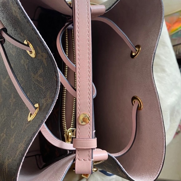 ❌SOLD❌Authentic Louis Vuitton Monogram NÉONOÉ - Picture 5 of 16